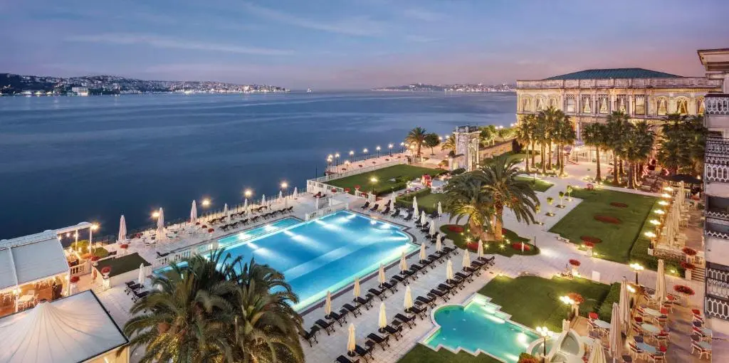 بهترین هتل های استانبول 2026 19 Ciragan Palace Kempinski Istanbul